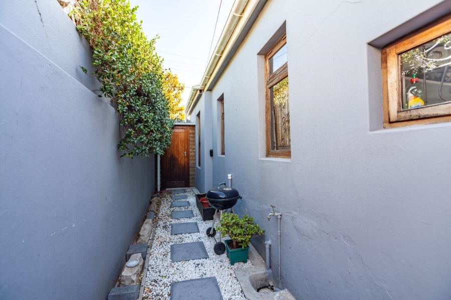 2 Bedroom Property for Sale in Observatory Western Cape